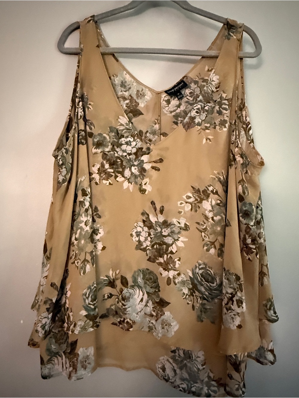 Lane Bryant Sz 26 Light fabric Floral Tank Top